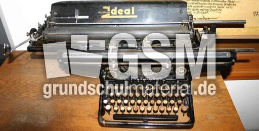 Alte-Schreibmaschine-2.jpg